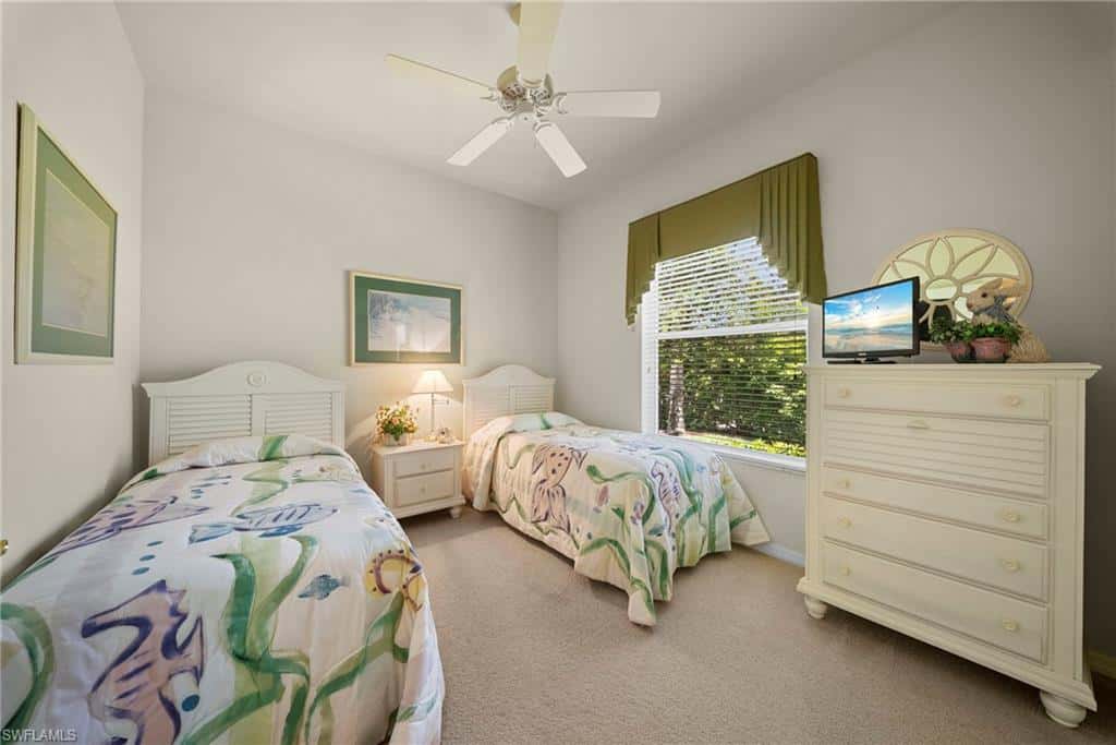 487 Preswick Ln, Naples, photo 28
