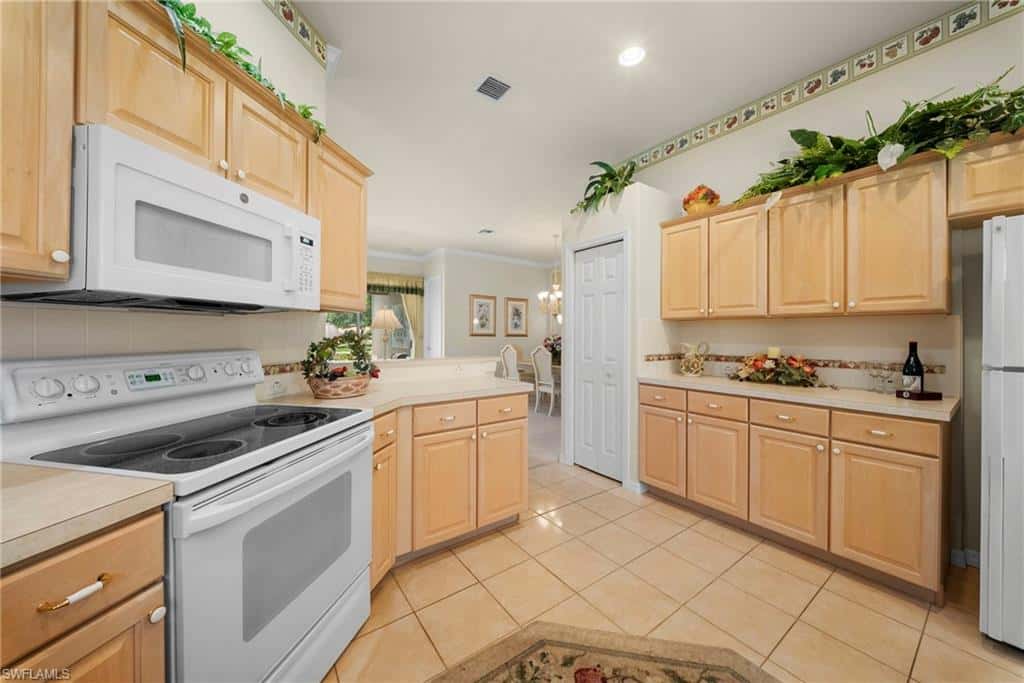 487 Preswick Ln, Naples, photo 15