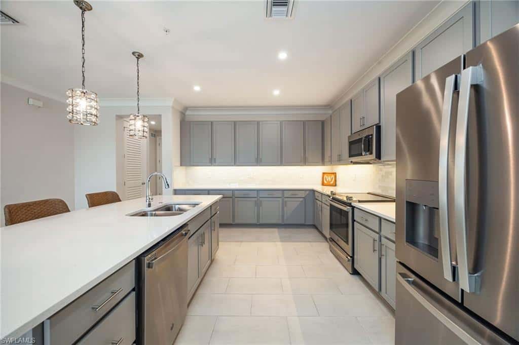 183 Indies Dr #202, Naples, photo 6