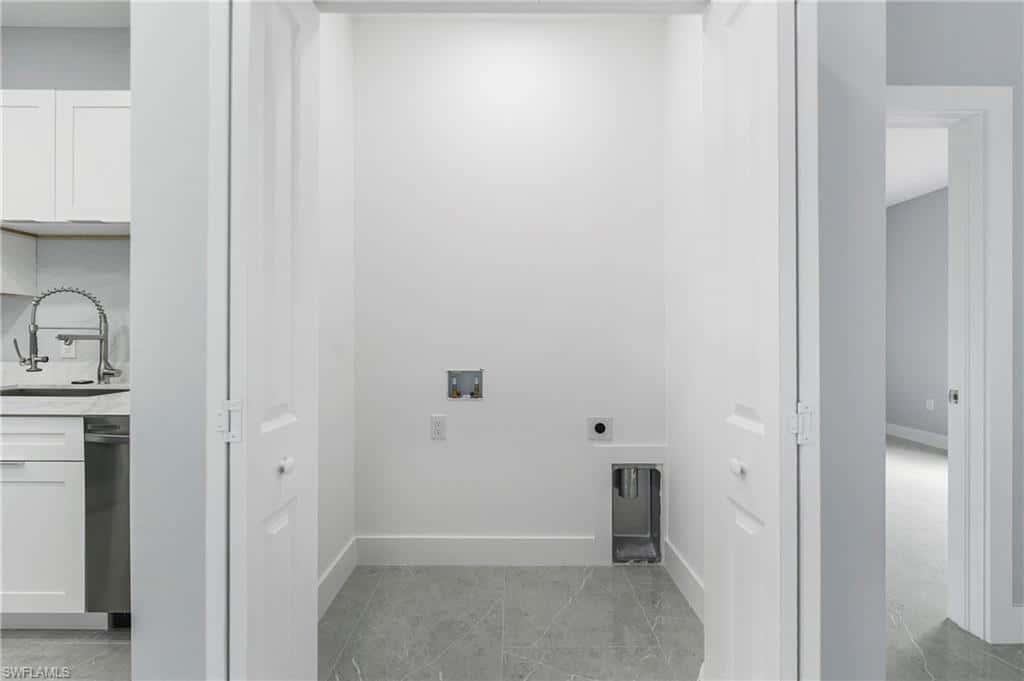 2677 62nd Ave, Naples, photo 31