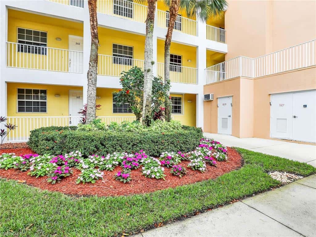 6816 Sterling Greens Pl #1103, Naples, photo 7