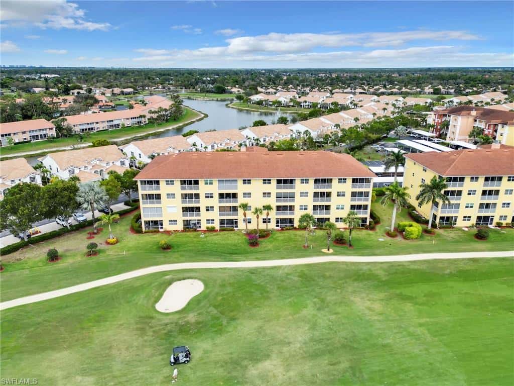 6816 Sterling Greens Pl #1103, Naples, photo 4