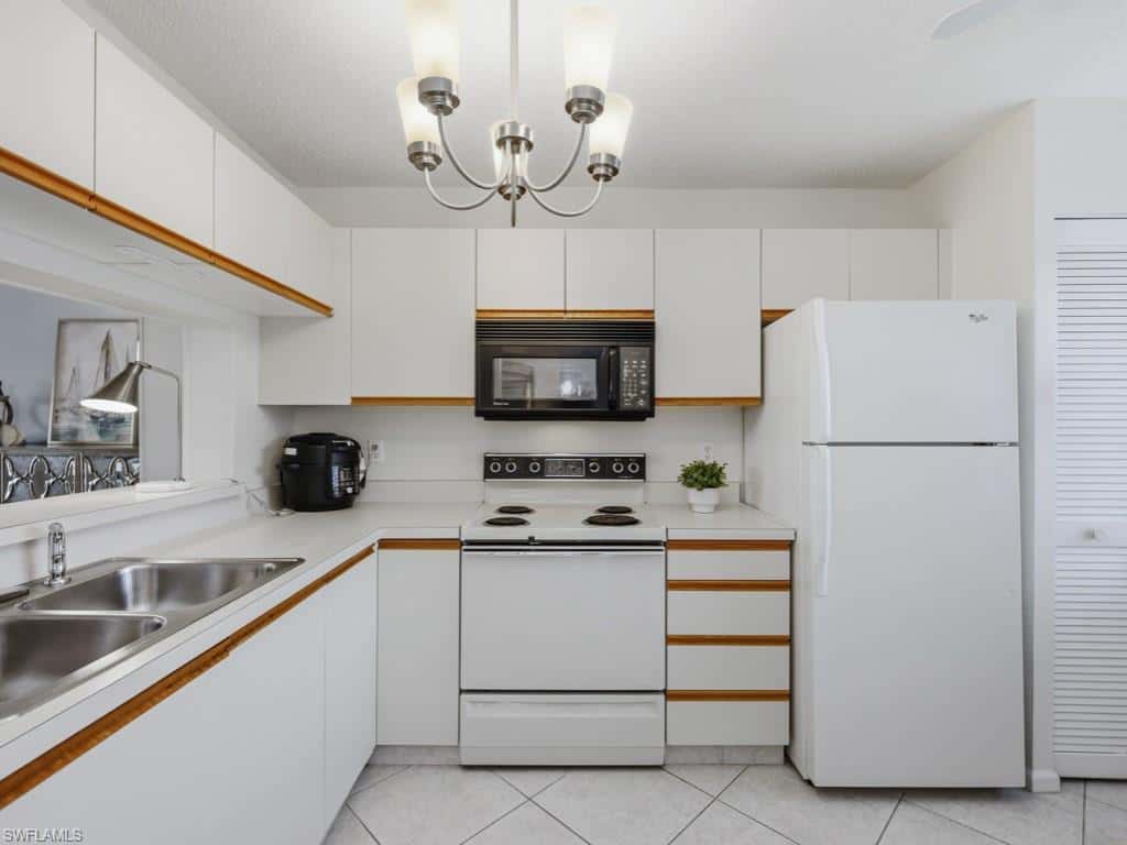 5970 Amherst Dr #c203, Naples, photo 4