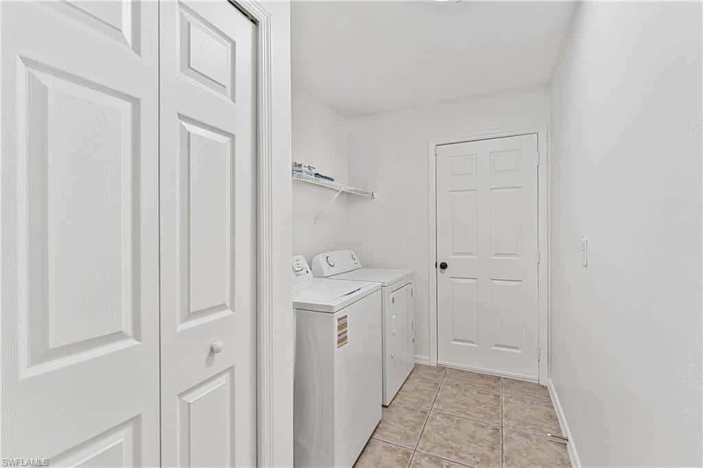 2228 26th Ter, Cape Coral, photo 34