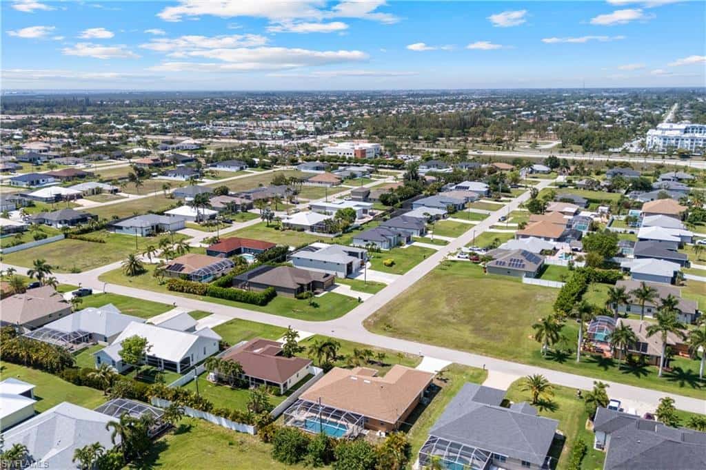 2228 26th Ter, Cape Coral, photo 11