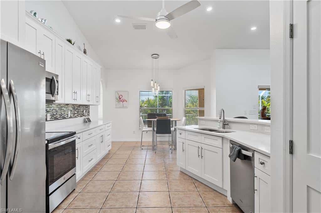 2228 26th Ter, Cape Coral, photo 19