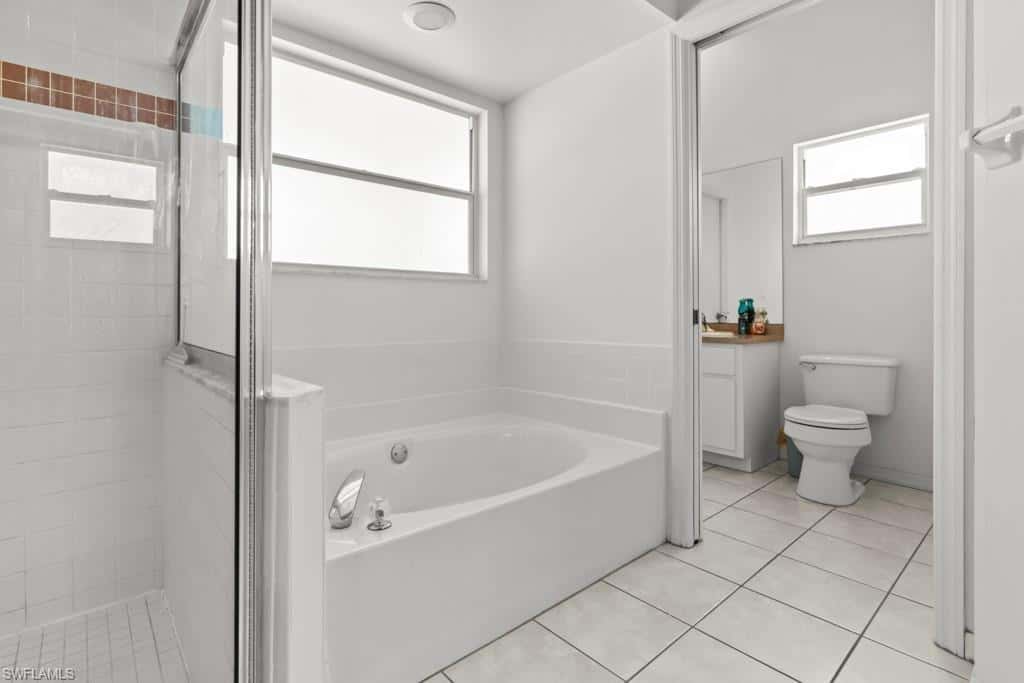 2429 Everest Pkwy, Cape Coral, photo 17