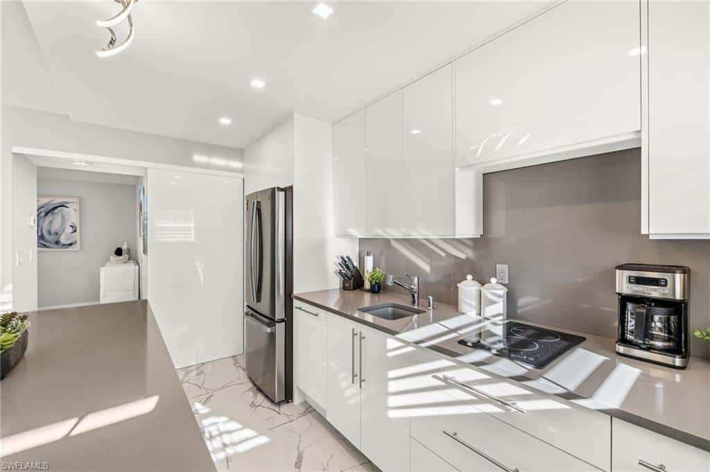 980 7th Ave #109, Naples, photo 4