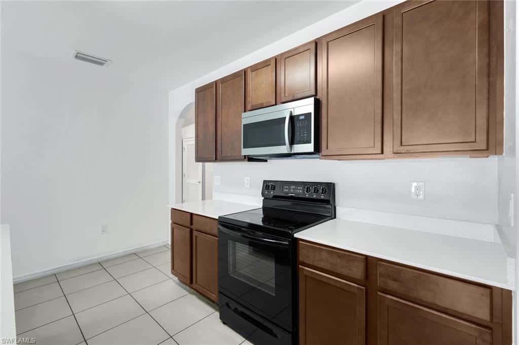 8117 Sandpiper Rd, Fort Myers, photo 5
