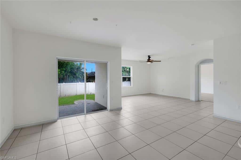 8117 Sandpiper Rd, Fort Myers, photo 9