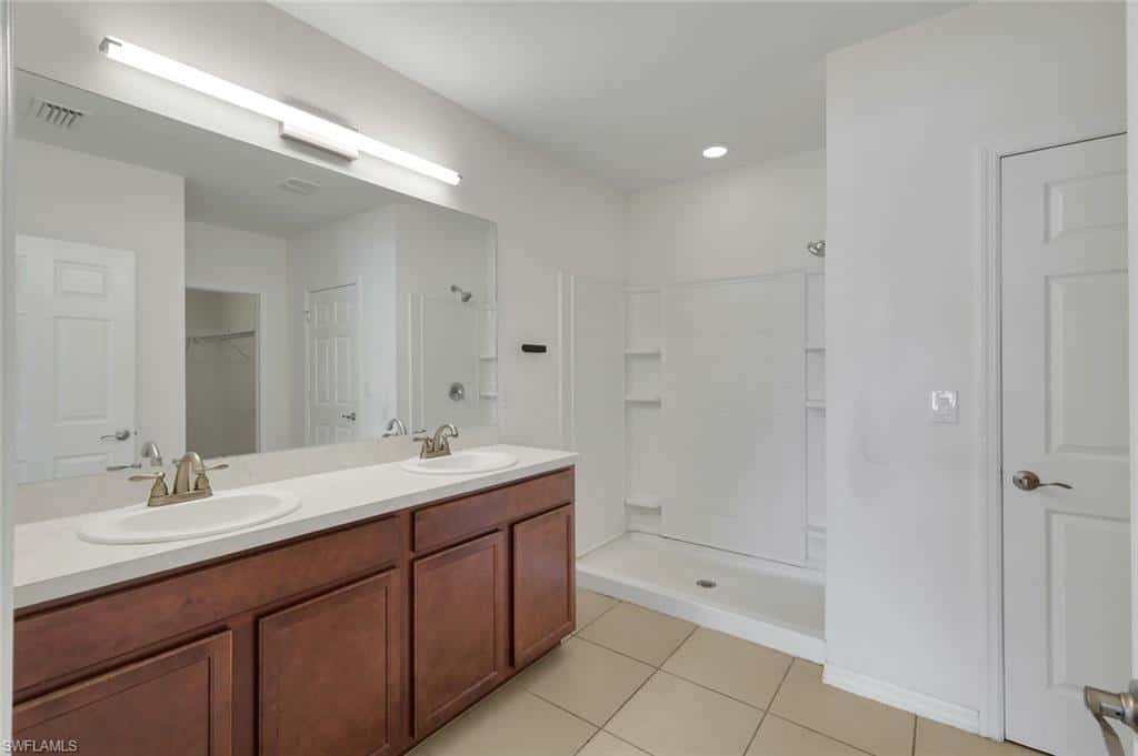 8117 Sandpiper Rd, Fort Myers, photo 14