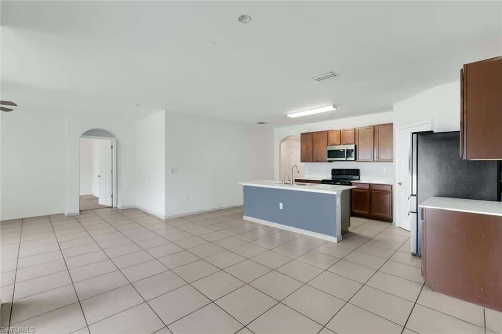 8117 Sandpiper Rd, Fort Myers, photo 8