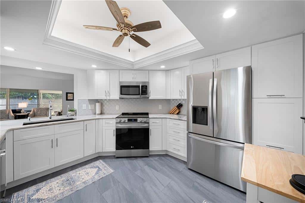 4250 Lake Forest Dr #311, Bonita Springs, photo 4