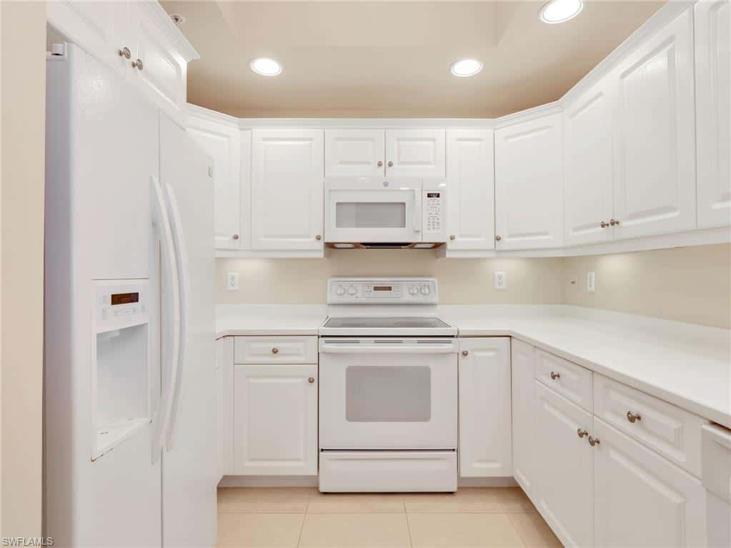 1001 Arbor Lake Dr #202, Naples, photo 5