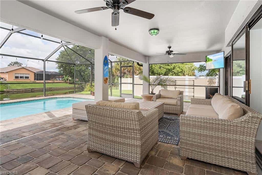 1702 1st Ter, Cape Coral, photo 19