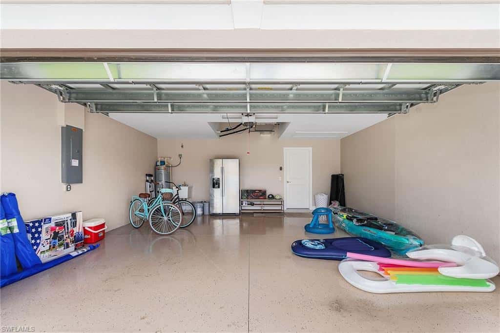 1702 1st Ter, Cape Coral, photo 21