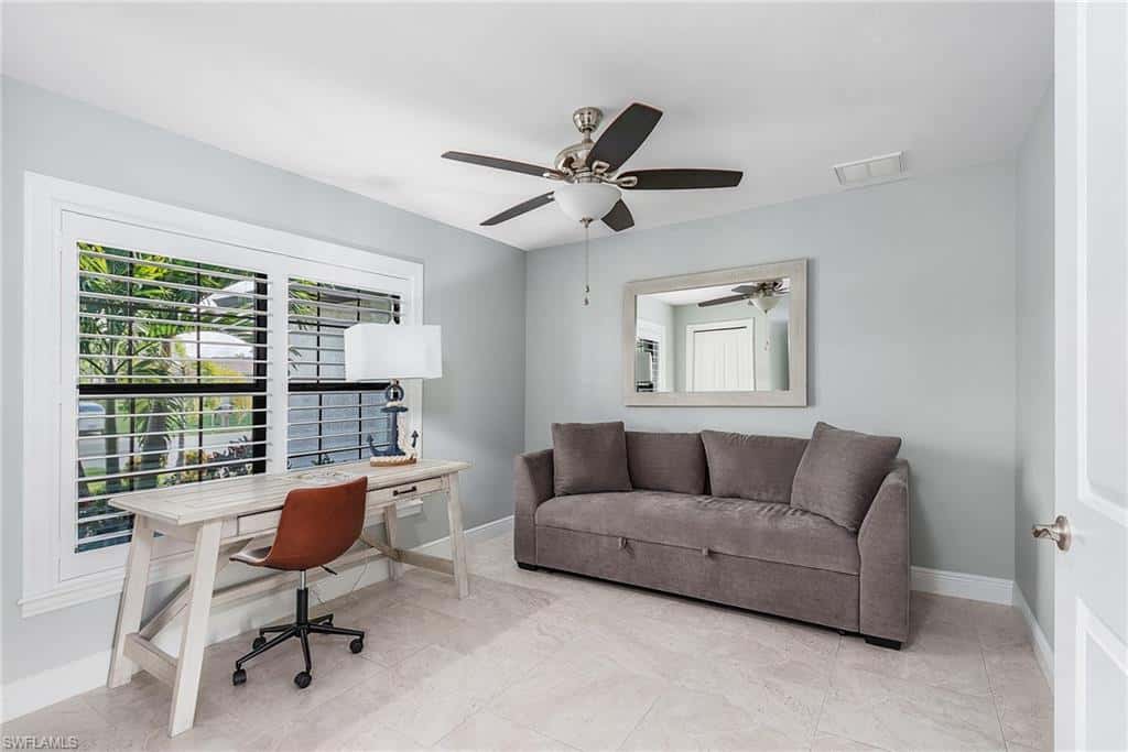 1702 1st Ter, Cape Coral, photo 4