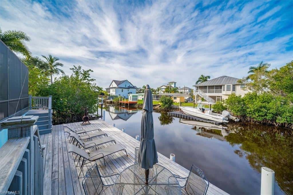 1283 Grand Canal Dr, Naples, photo 24