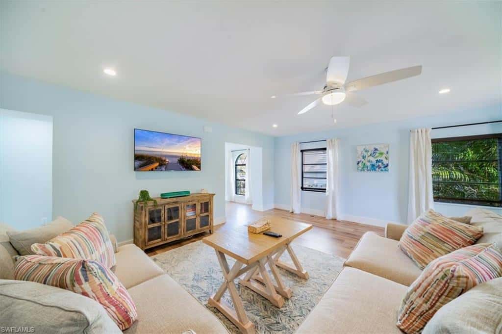 1283 Grand Canal Dr, Naples, photo 8