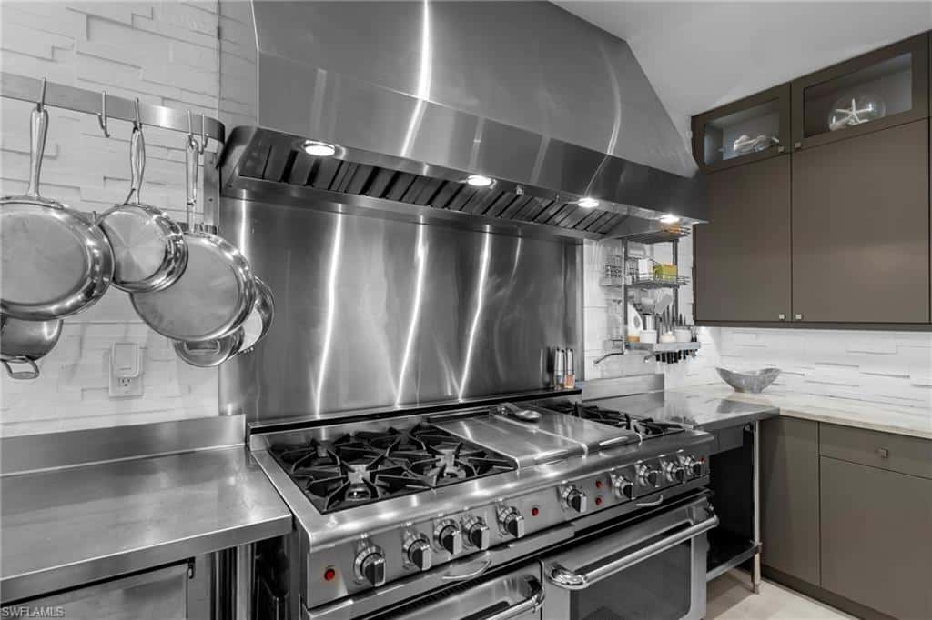 5700 Waxmyrtle Way, Naples, photo 15