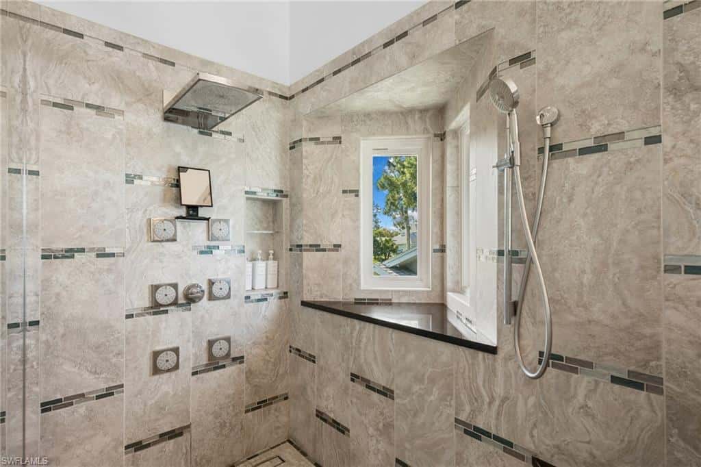 5700 Waxmyrtle Way, Naples, photo 16