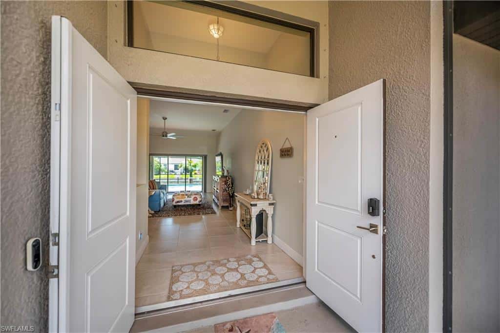 910 12th Ter, Cape Coral, photo 13