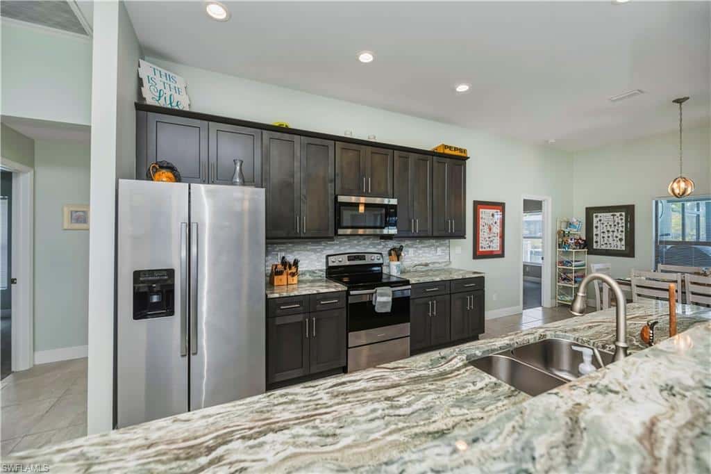 910 12th Ter, Cape Coral, photo 22