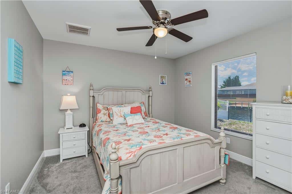 910 12th Ter, Cape Coral, photo 28
