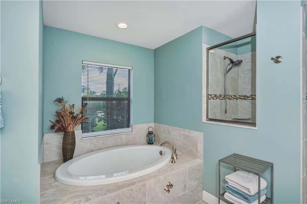910 12th Ter, Cape Coral, photo 30