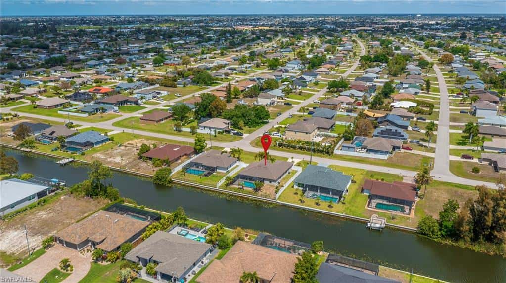 910 12th Ter, Cape Coral, photo 45