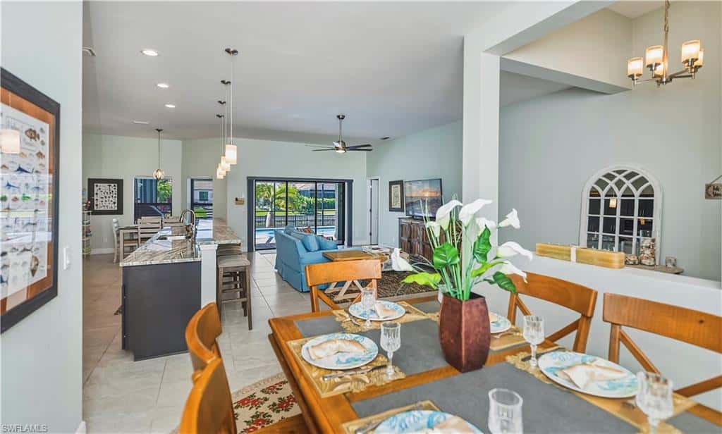 910 12th Ter, Cape Coral, photo 19