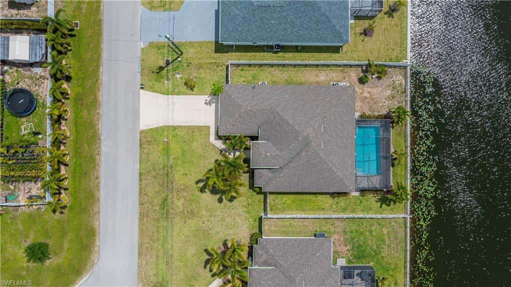 910 12th Ter, Cape Coral, photo 44