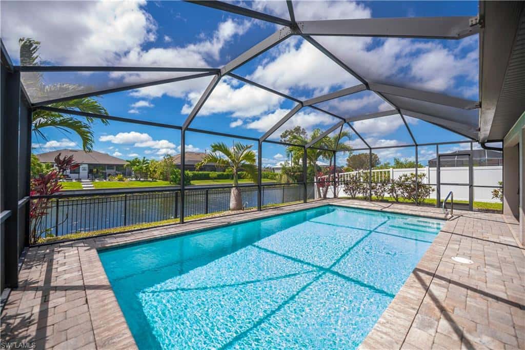 910 12th Ter, Cape Coral, photo 4