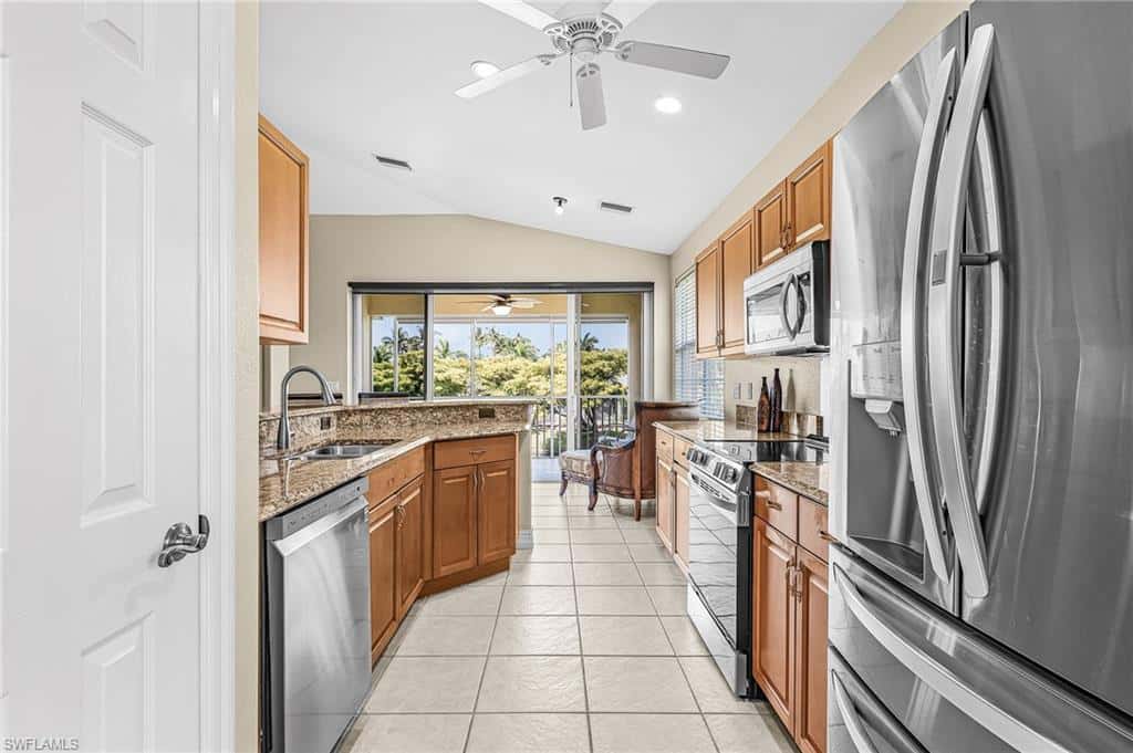 5626 Cape Harbour Dr #202, Cape Coral, photo 16