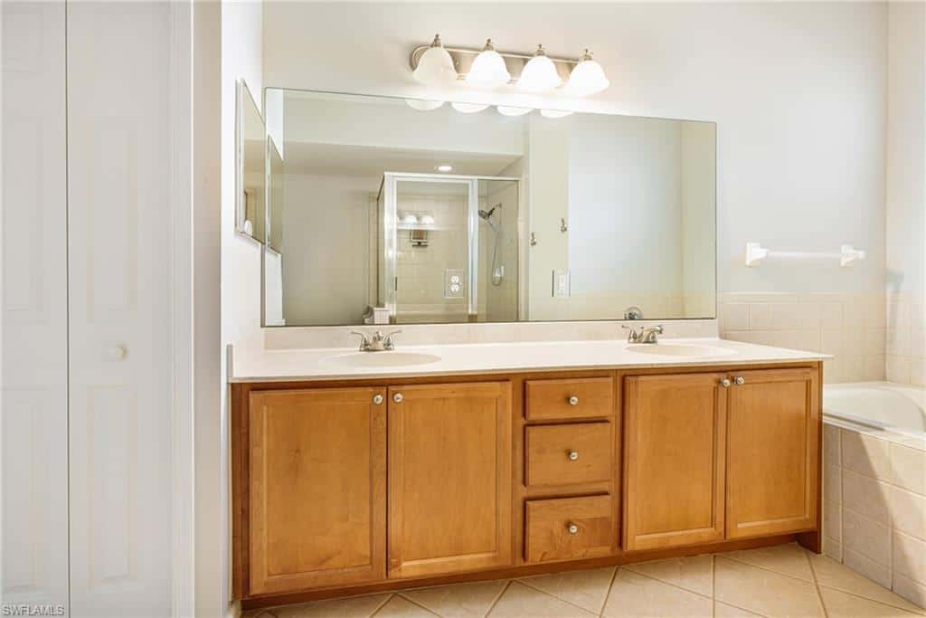 19081 Ridgepoint Dr #201, Estero, photo 9