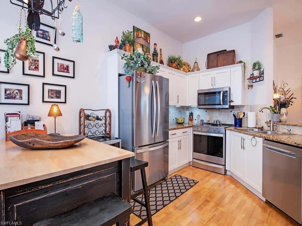 160 Vintage Cir #202, Naples, photo 9