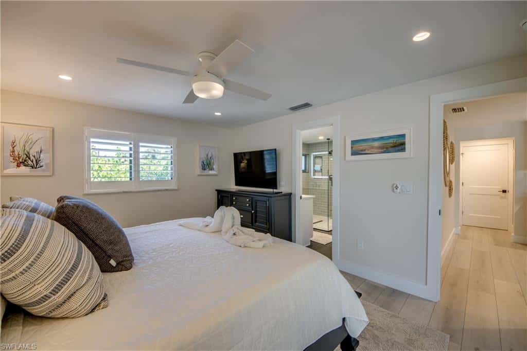 1022 Lindgren Blvd, Sanibel, photo 15