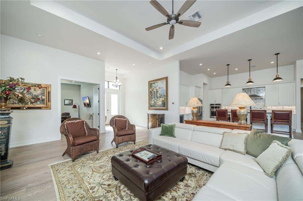 2943 Coco Lakes Dr, Naples, photo 6