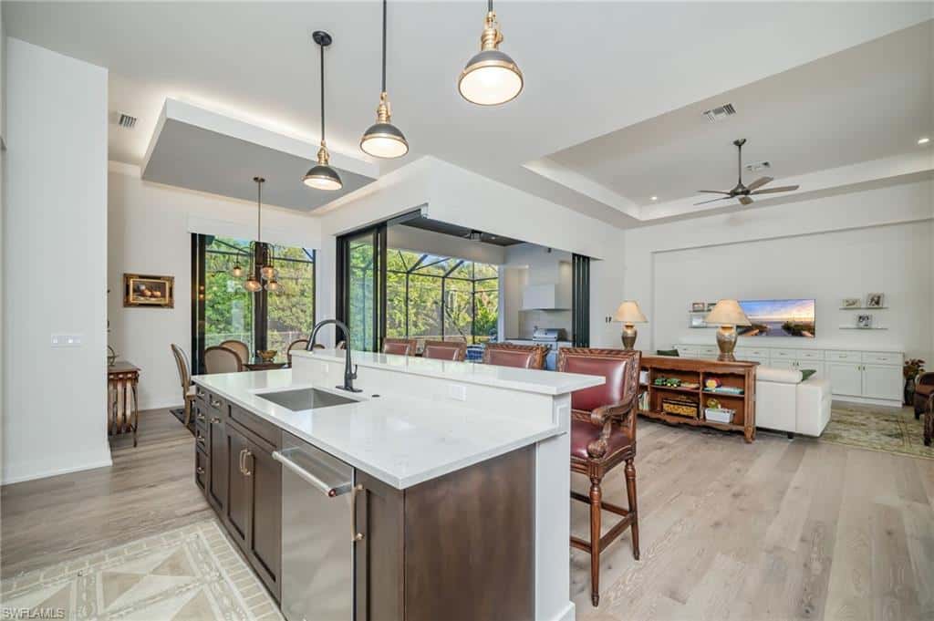 2943 Coco Lakes Dr, Naples, photo 7