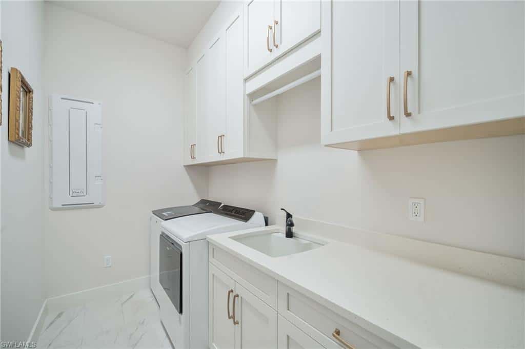 2943 Coco Lakes Dr, Naples, photo 24