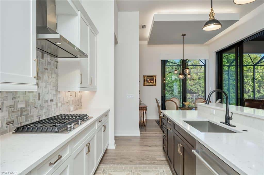 2943 Coco Lakes Dr, Naples, photo 10