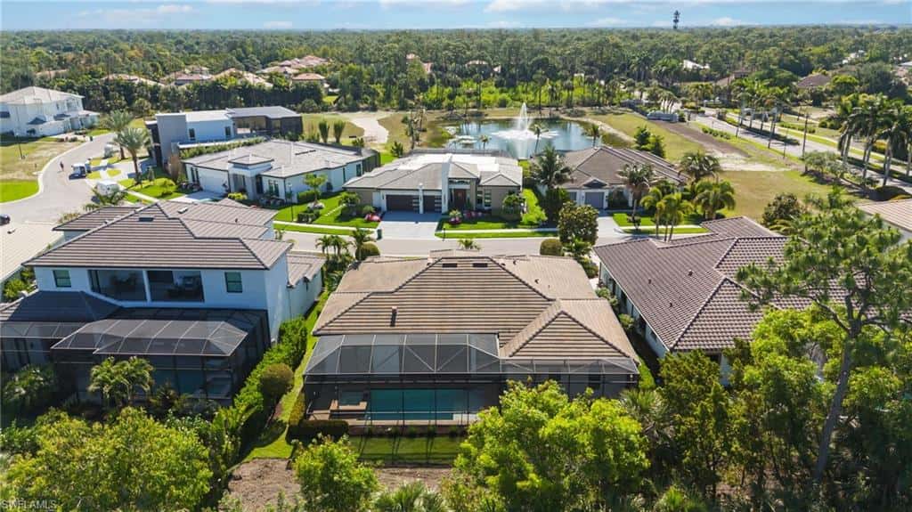 2943 Coco Lakes Dr, Naples, photo 33