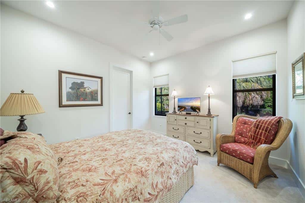 2943 Coco Lakes Dr, Naples, photo 18