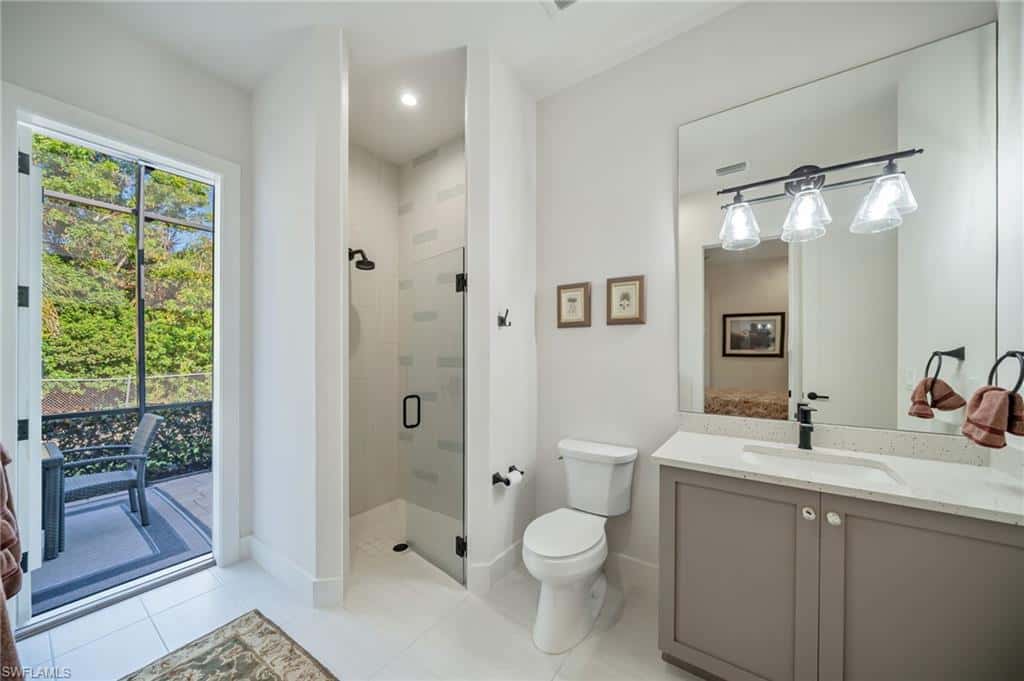 2943 Coco Lakes Dr, Naples, photo 19