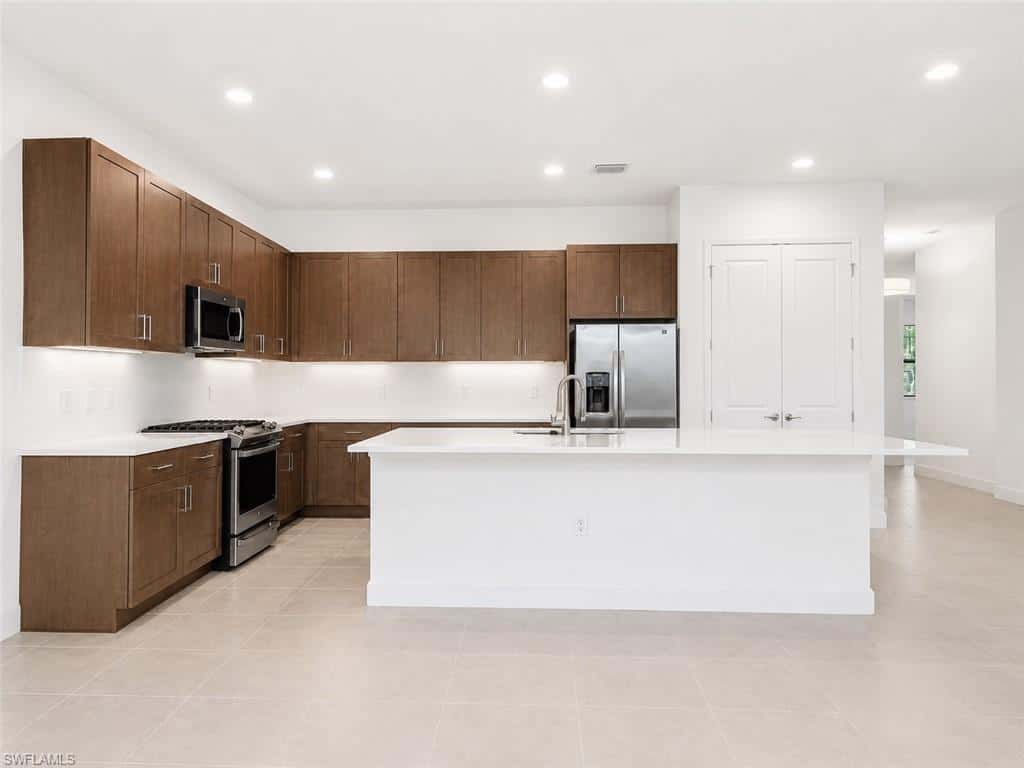 20921 Thistle Leaf Ln, Estero, photo 11