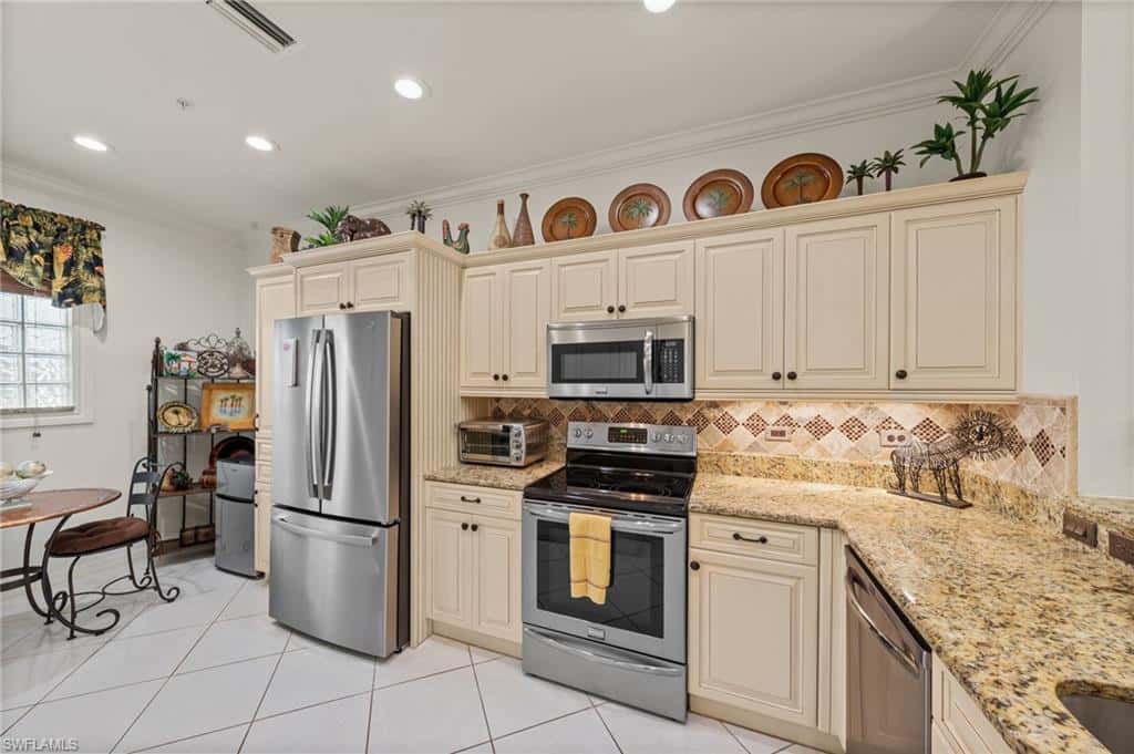 8239 Parkstone Pl #102, Naples, photo 10