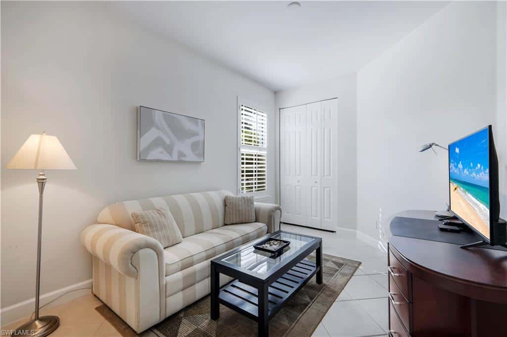 15040 Sterling Oaks Dr, Naples, photo 22