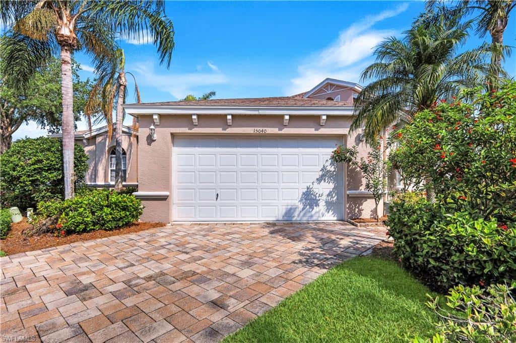 15040 Sterling Oaks Dr, Naples, photo 11