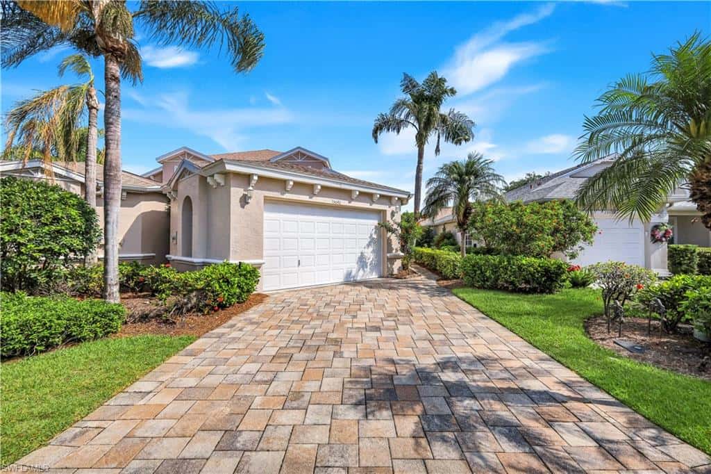 15040 Sterling Oaks Dr, Naples, photo 4