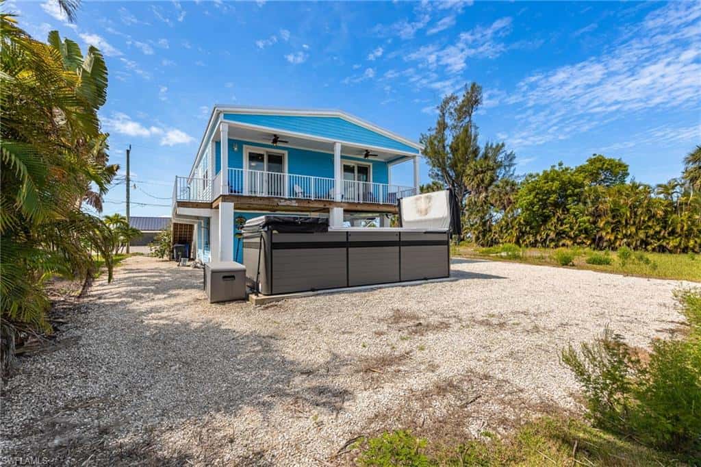 261 Donora Blvd, Fort Myers Beach, photo 32